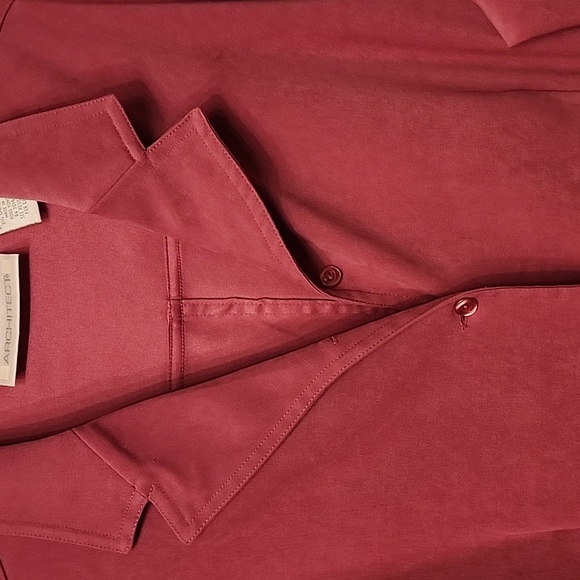 Beautiful button front shirt - Picture 4 of 6